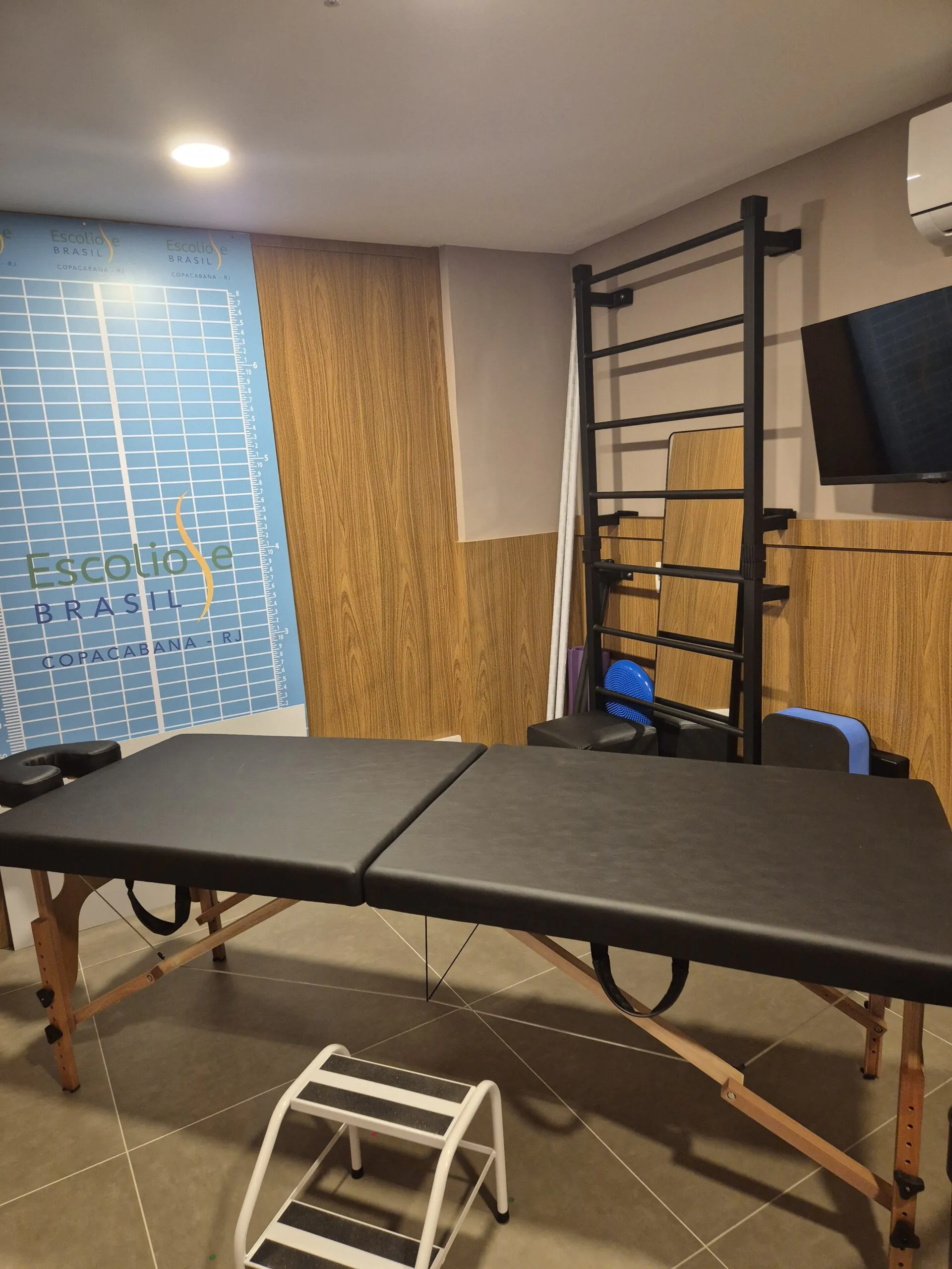 Sala de atendimento da Checkup Fisio na unidade Copacabana